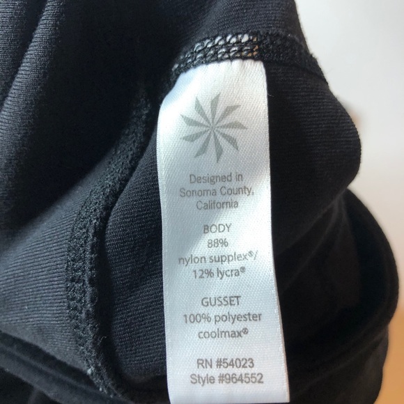 Athleta Black Capri Leggings size XS - Picture 7 of 9